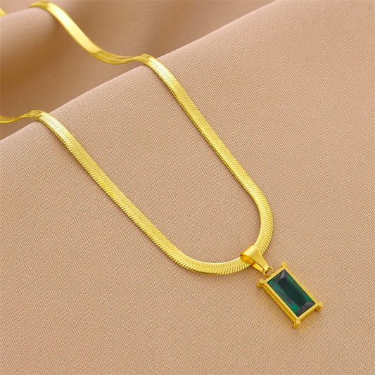 Emerald Collection Single Necklace