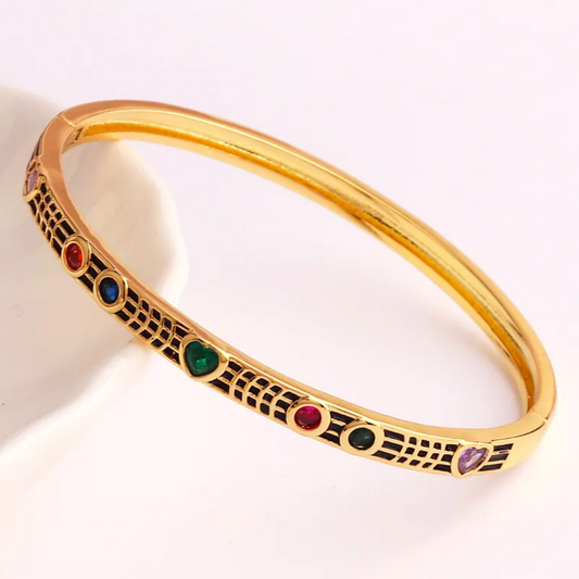 Brazalete Retro Hearts Negro