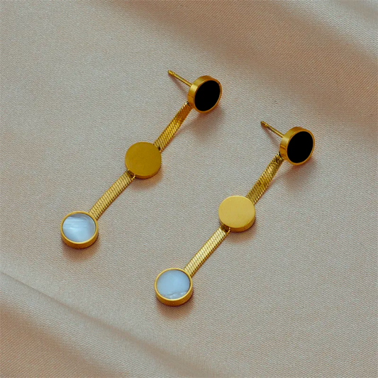 Zarcillos Black and Golden Dots